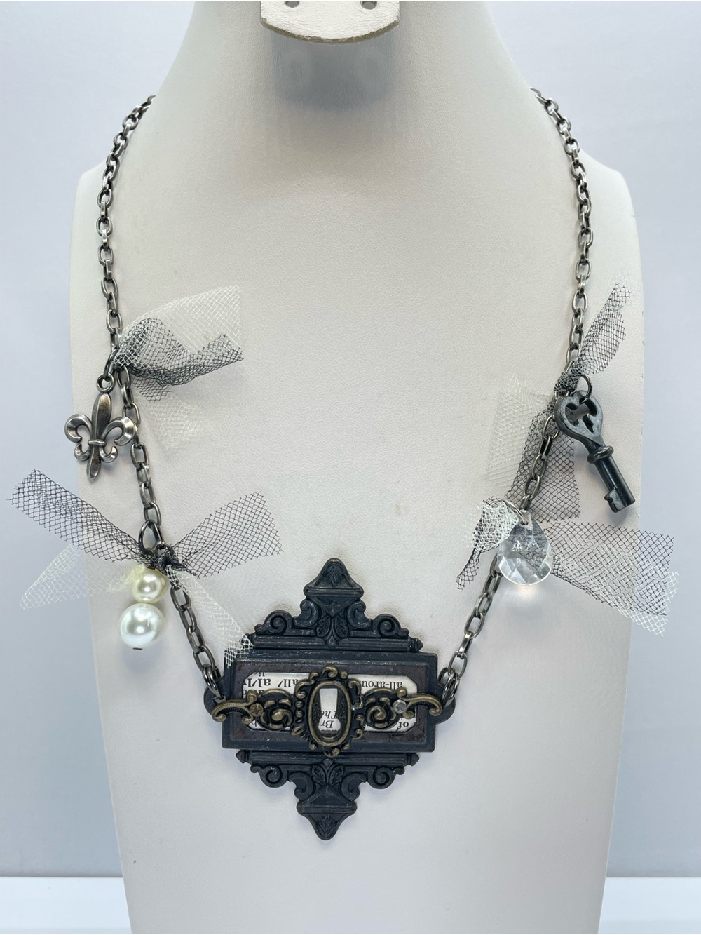 Vintage Gothic Silver Tone Medallion Charm Necklace Pearls Keys Bows